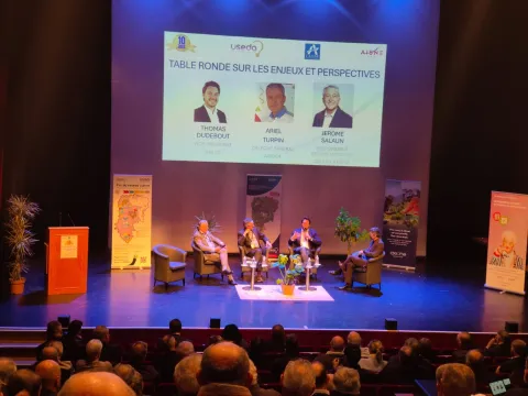 Participation d'Ariel TURPIN, Délégué général de l'Avicca à une table ronde sur le Décommissionnement lors de la célébration des 10 ans de la DSP Useda - Aisne THD